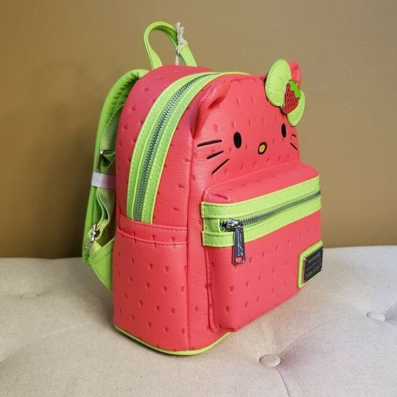Hello Kitty Loungefly Strawberry Backpack NEW - Picture 4 of 12